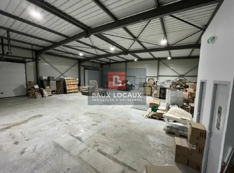 Entrepôt / Activité à louer - Gallargues-Le-Montueux (30660) - 713 m² - 5 645...