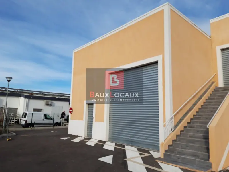 Local Commercial à louer - Istres (13800) - 148 m² - 2 200 €/mois