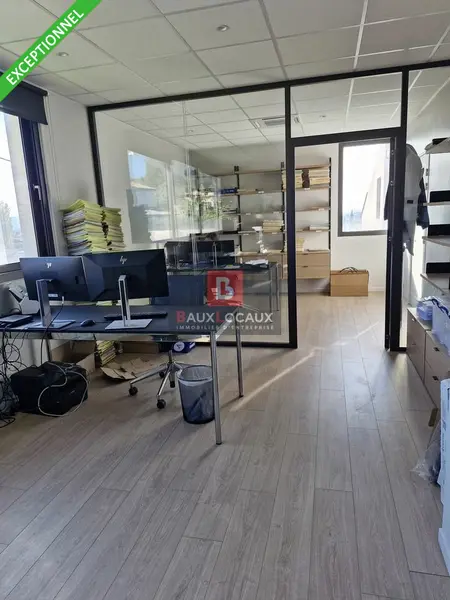 Entrepôt / Activité à louer - La Fare-Les-Oliviers (13580) - 152 m² - 2 669 €...