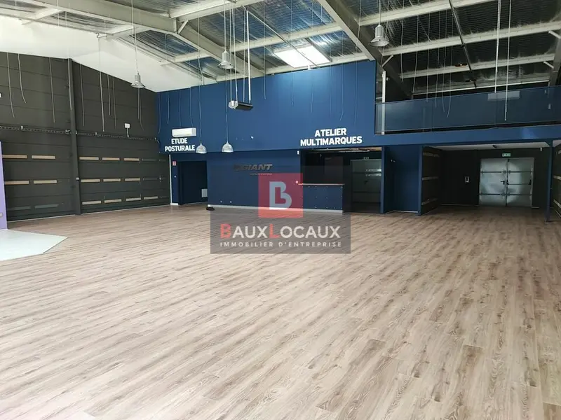 Local Commercial à louer - Salon-De-Provence (13300) - 317 m² - 4 600 €/mois