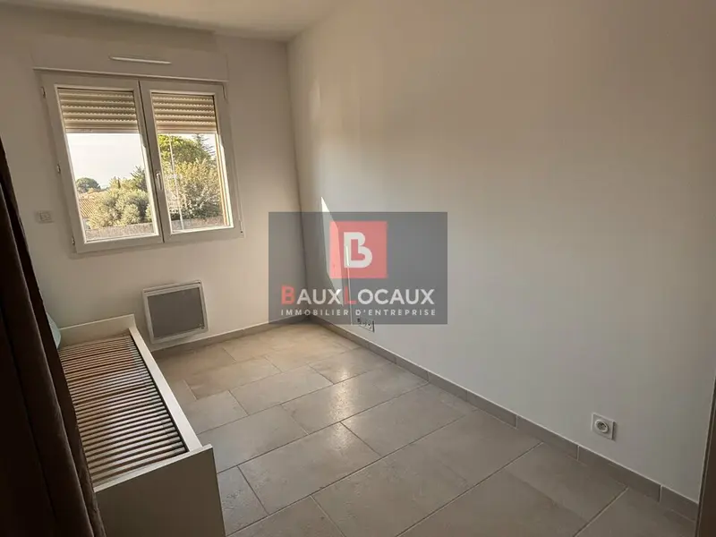 Bureau à vendre - Vedène (84270) - 49 m²