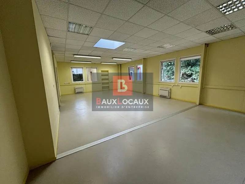 Bureau à vendre - Avignon (84000) - 306 m²