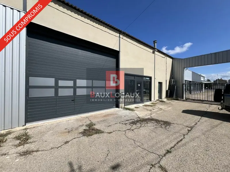 Entrepôt / Activité à vendre - Arles (13200) - 710 m²