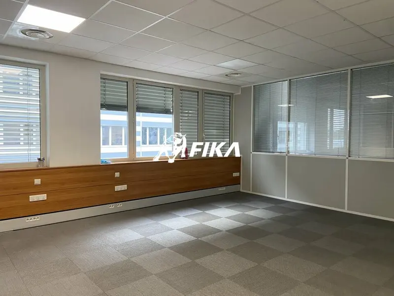 Bureau à louer - Toulouse (31100) - 431 m² - 4 241 €/mois