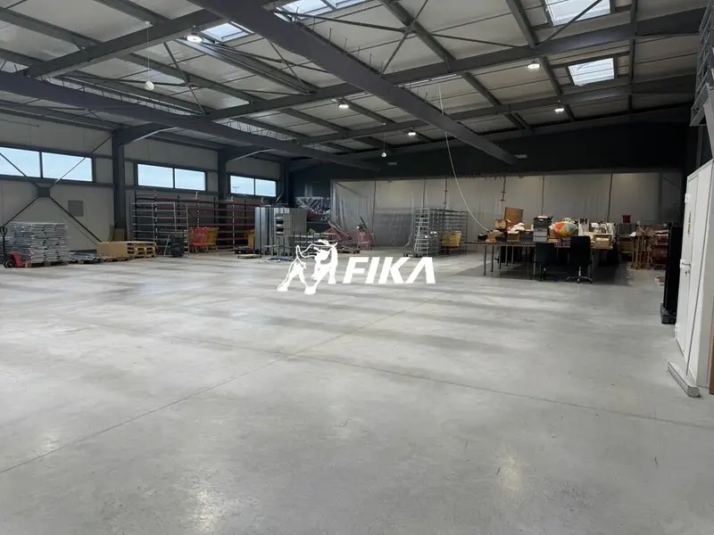 Entrepôt / Activité à vendre - Gaillac (81600) - 2438 m²