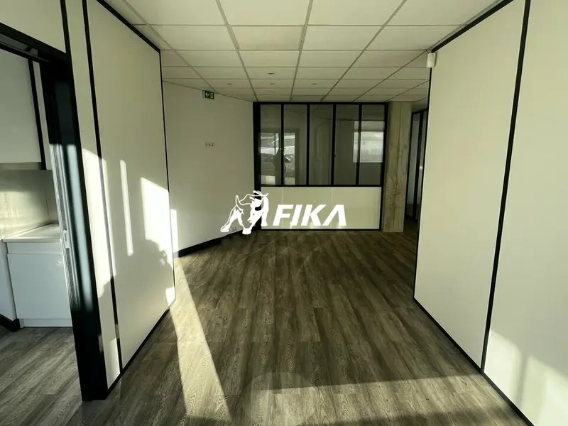 Local Commercial à vendre - Ramonville-Saint-Agne (31520) - 242 m²