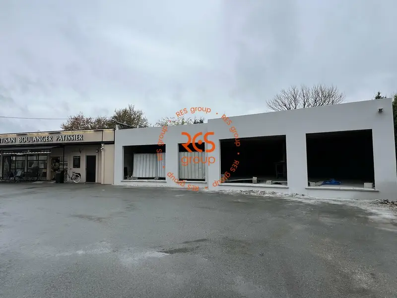 LOCAUX COMMERCIAUX - AXE PRINCIPAL