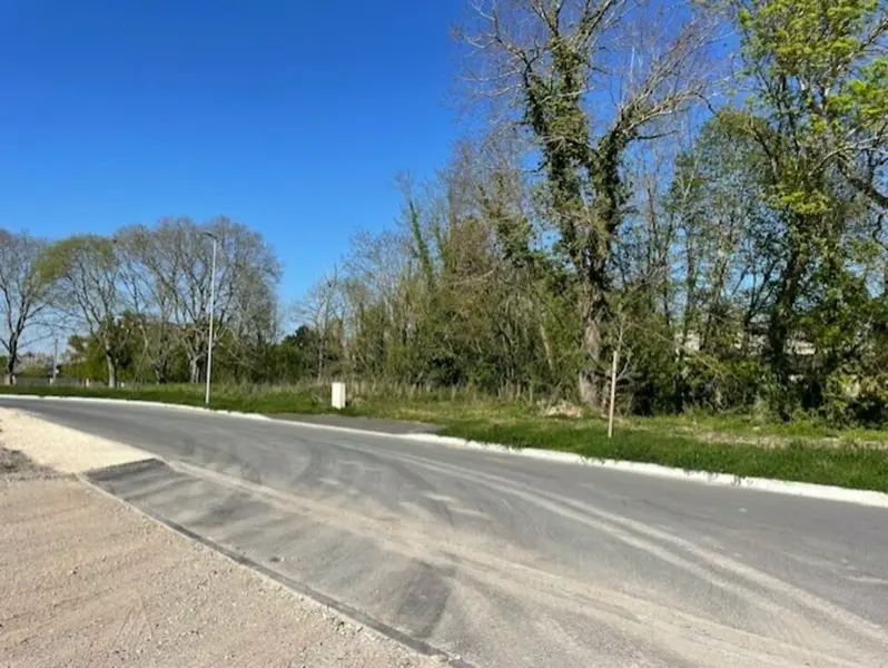 Terrain à vendre - Ambarès-Et-Lagrave (33440) - 1864 m²