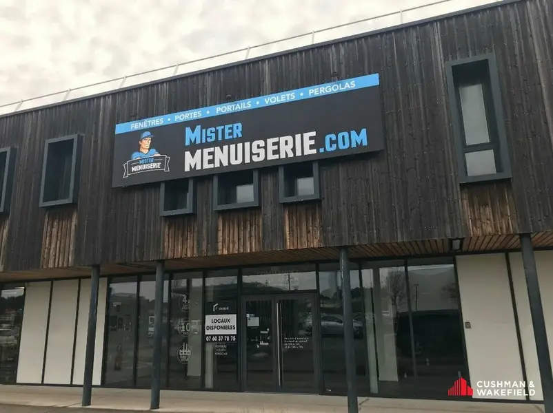 Local Commercial à louer - Biganos (33380) - 446 m² - 4 088 €/mois