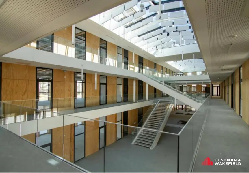 Bureau à louer - Pessac (33600) - 1823 m² - 25 066 €/mois