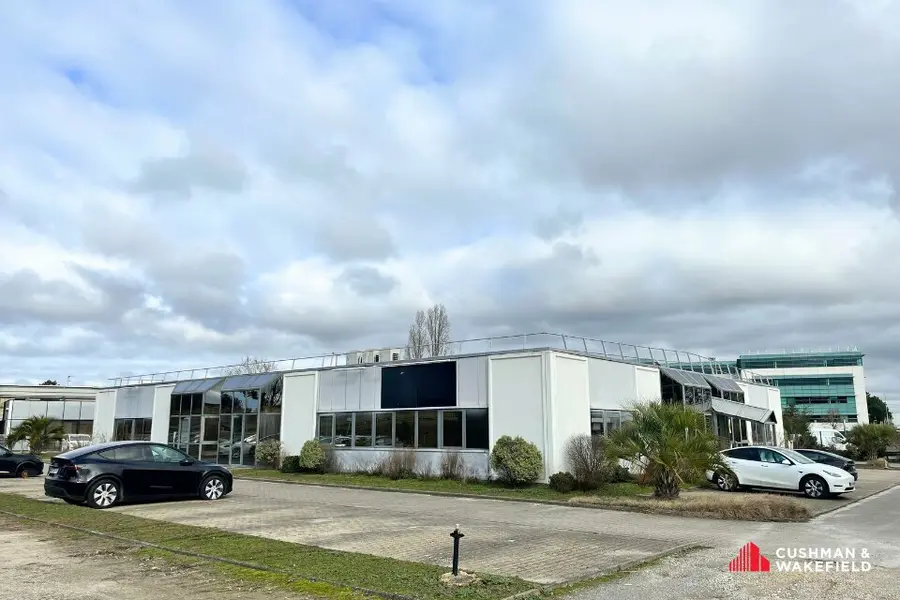 Bureau à louer - Mérignac (33700) - 862 m² - 10 918 €/mois