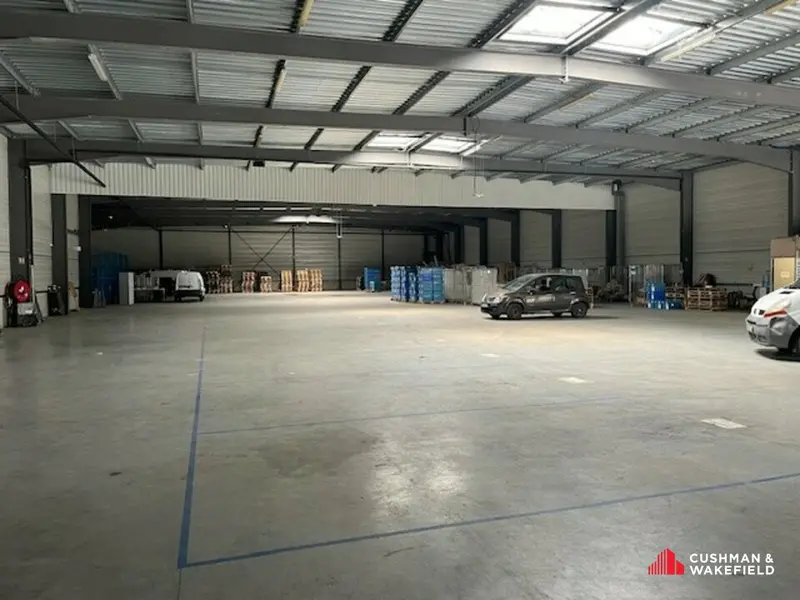 Entrepôt / Activité à louer - Le Haillan (33185) - 2000 m² - 6 666 €/mois