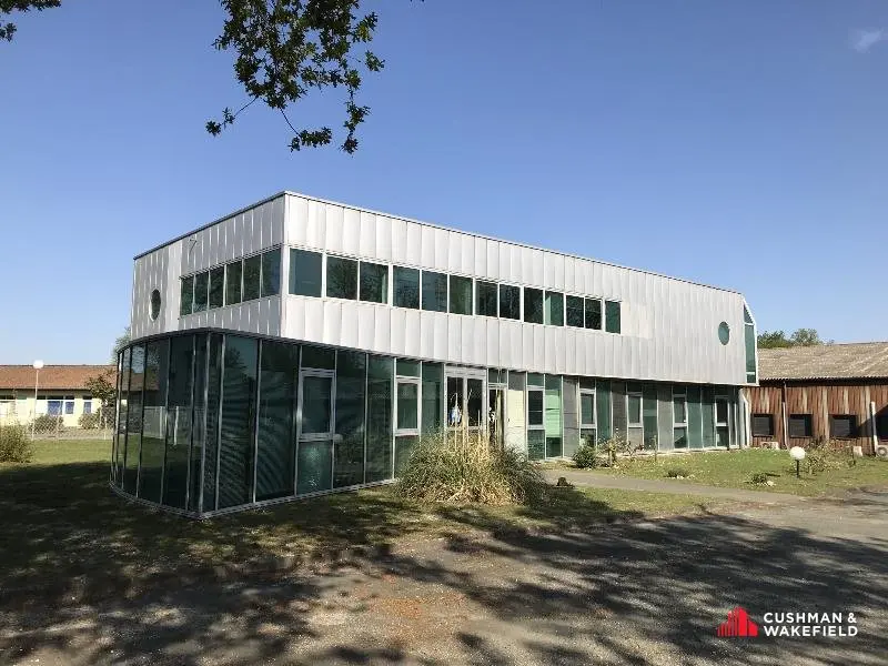 Bureau à louer - Gradignan (33170) - 475 m² - 2 968 €/mois