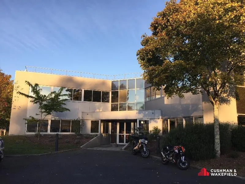 Bureau à louer - Mérignac (33700) - 187 m² - 1 870 €/mois