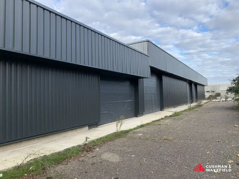 Entrepôt / Activité à louer - Bordeaux (33300) - 1722 m² - 10 762 €/mois