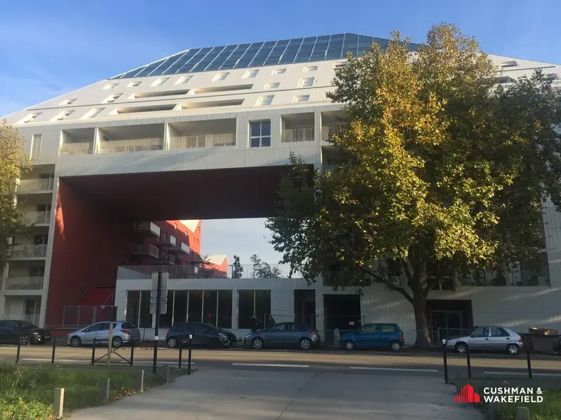 Bureau à vendre - (33100) - 741 m²