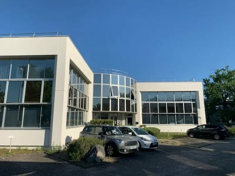 Bureau à louer - Mérignac (33700) - 910 m² - 8 333 €/mois