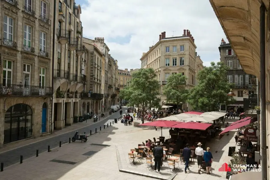 Fonds de commerce à vendre - Restauration - Bordeaux (33000) - 300 000 €