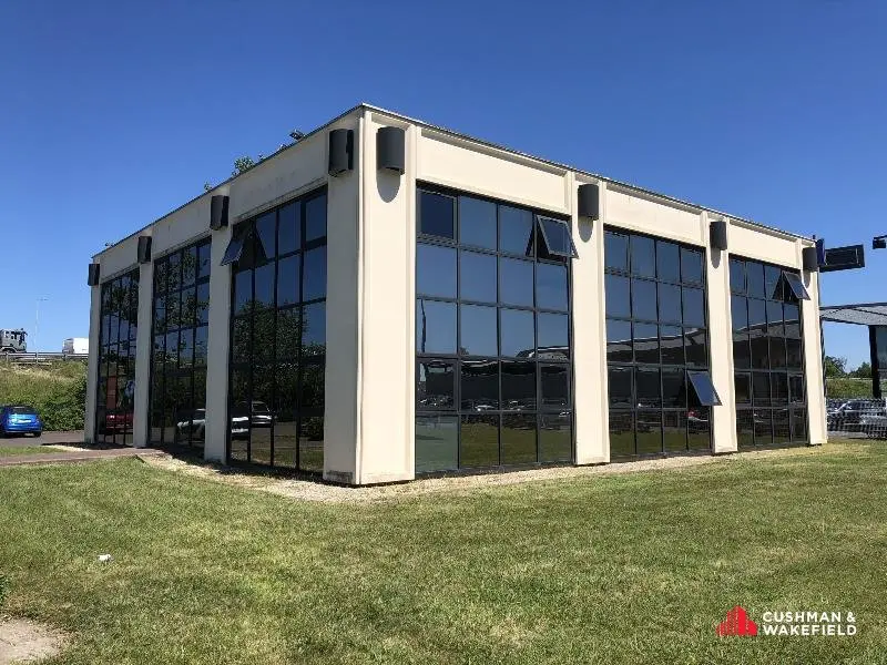 Bureau à louer - Mérignac (33700) - 125 m² - 958 €/mois