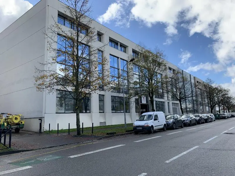 Bureau à louer - Bordeaux (33000) - 1473 m² - 17 798 €/mois