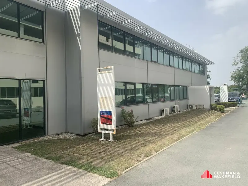 Bureau à louer - Mérignac (33700) - 480 m² - 4 800 €/mois