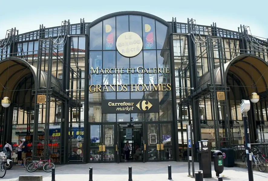 Local Commercial à louer - Bordeaux (33000) - 128 m² - 7 500 €/mois