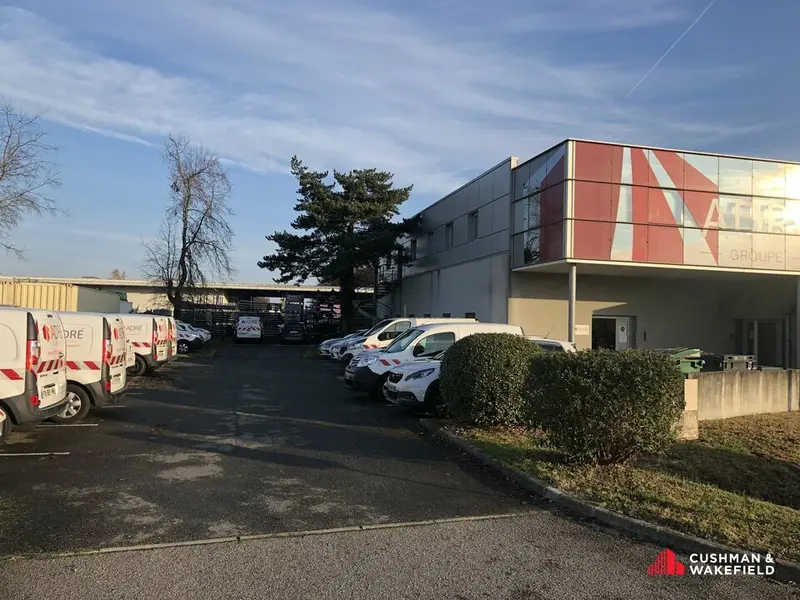 Bureau à louer - Le Haillan (33185) - 366 m² - 3 660 €/mois