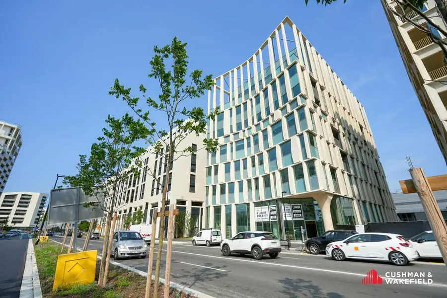 Bureau à louer - (33100) - 4197 m² - 68 201 €/mois