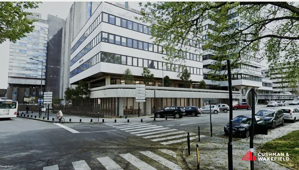 Bureau à louer - Bordeaux (33000) - 1115 m² - 25 869 €/mois