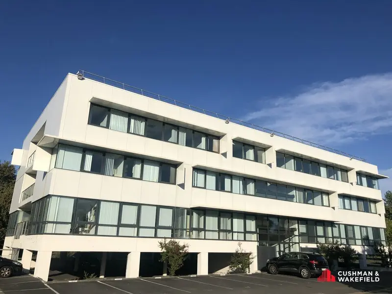 Bureau à louer - Mérignac (33700) - 1824 m² - 20 981 €/mois