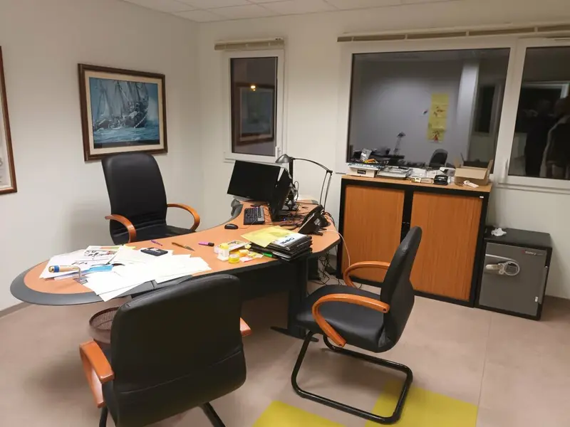 Bureau à louer - Yvetot (76190) - 193 m² - 2 666 €/mois
