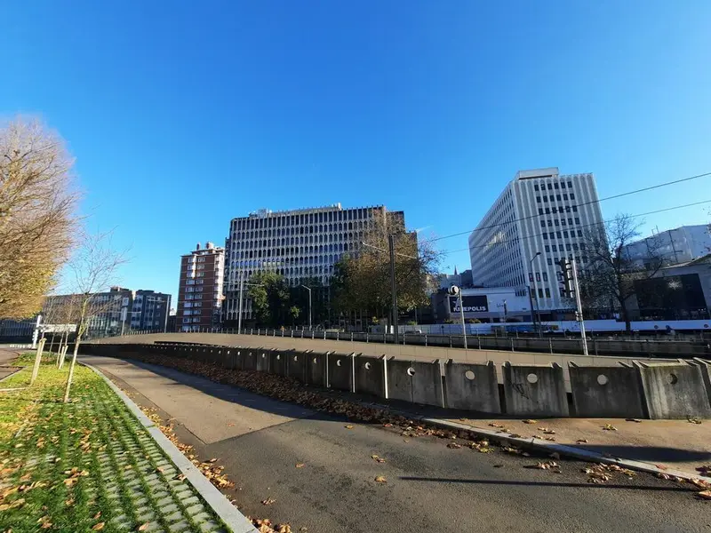 Bureau à louer - Rouen (76100) - 347 m² - 3 325 €/mois