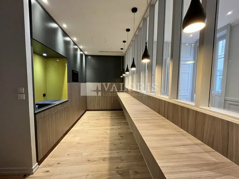 Bureau à louer - Lyon 01 (69001) - 176 m² - 3 629 €/mois