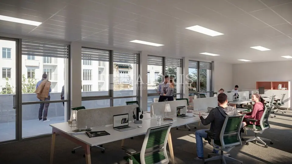 Bureau à vendre - Lyon 08 (69008) - 2343 m²