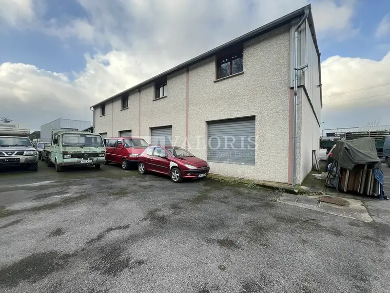 Entrepôt / Activité à vendre - Marcilly-D'Azergues (69380) - 490 m² - 600 000 €