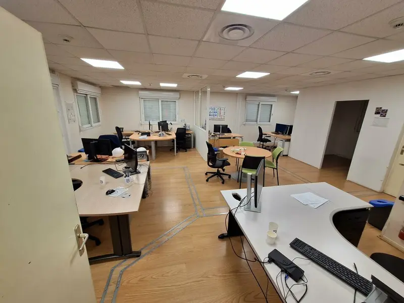 Bureau à louer - Chassieu (69680) - 291 m² - 3 643 €/mois