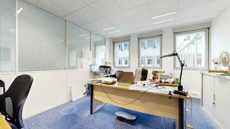 Bureau à vendre - Écully (69130) - 592 m²