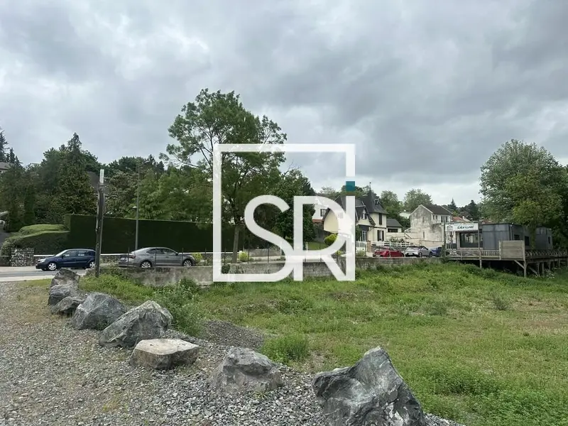 Terrain à vendre - Vichy (03200) - 4080 m²