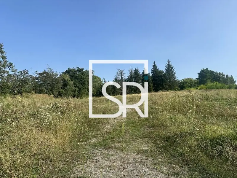 Terrain à vendre - Cusset (03300) - 10146 m²