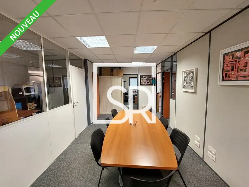Bureau à vendre - Clermont-Ferrand (63000) - 360 m²