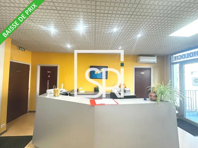 Bureau à vendre - Clermont-Ferrand (63000) - 241 m²