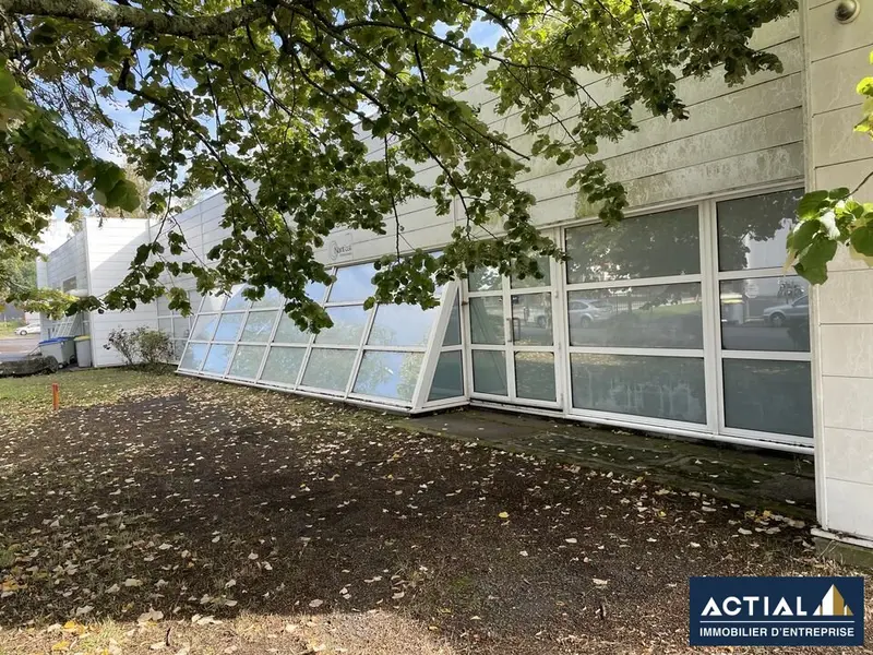 Entrepôt / Activité à vendre - Nantes (44300) - 850 m²