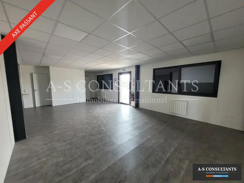 Entrepôt / Activité à louer - Marcilloles (38260) - 290 m² - 1 850 €/mois