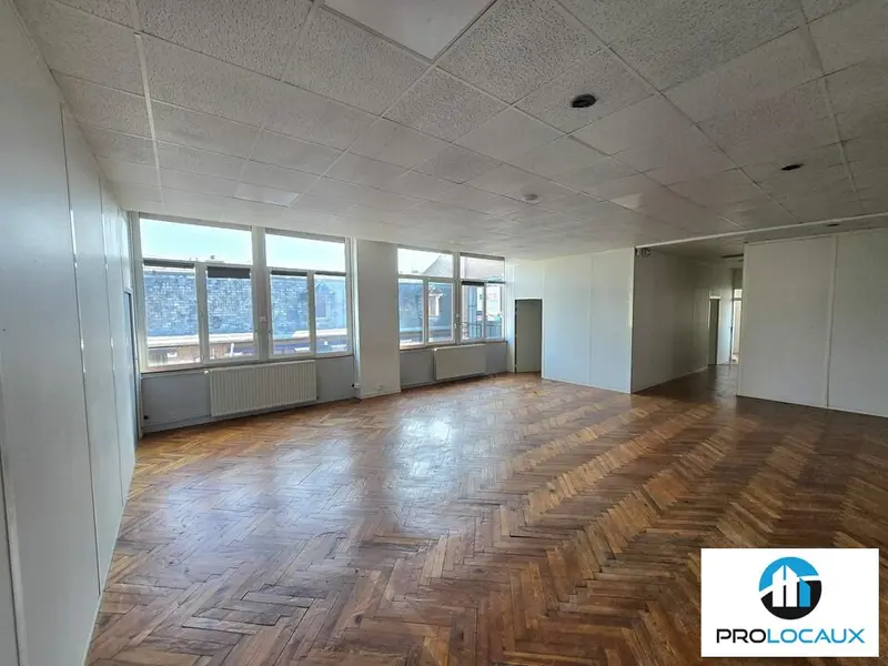 Bureau à louer - Amiens (80000) - 220 m² - 2 860 €/mois