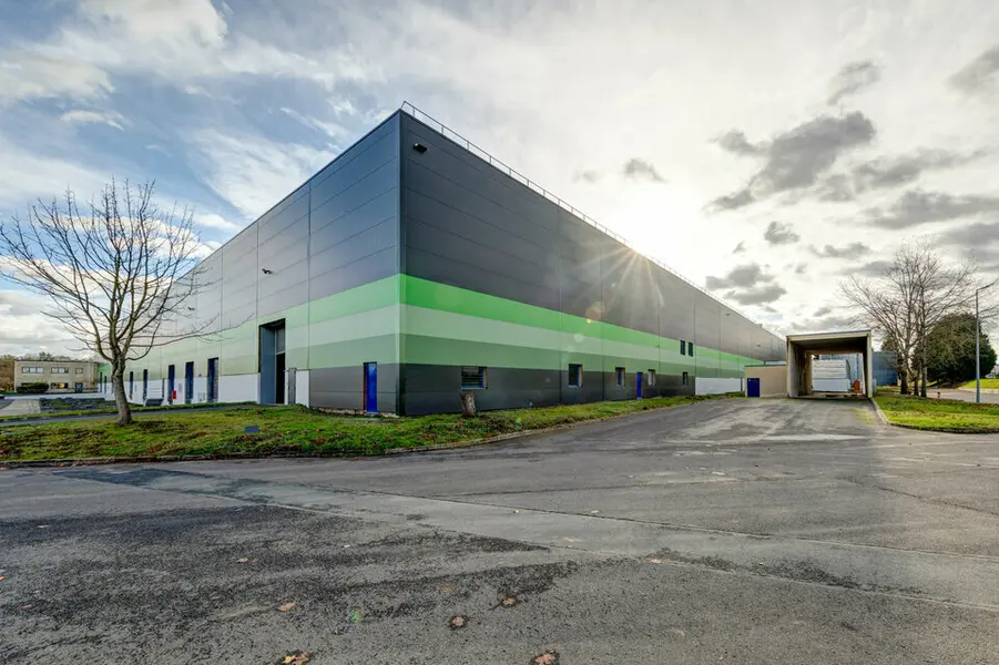 Entrepôt / Activité à louer - Allonne (60000) - 20600 m² - 84 116 €/mois