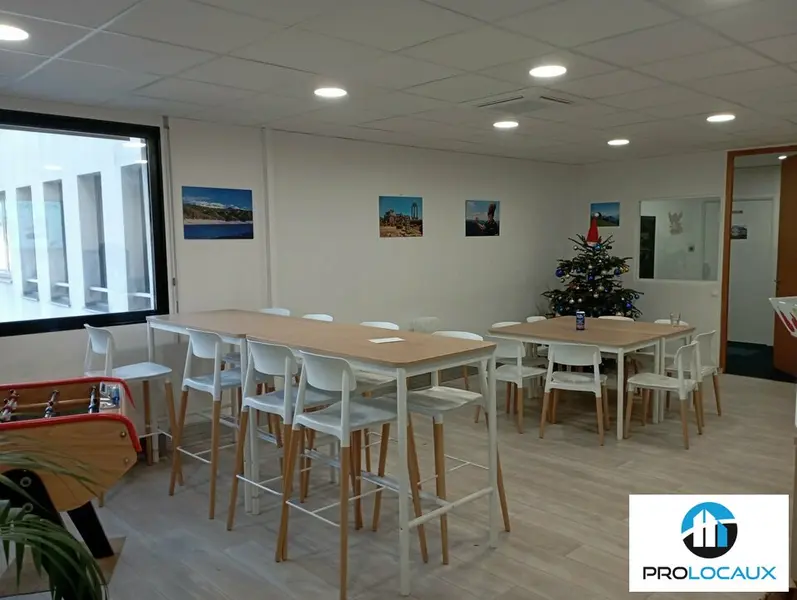 Bureau à louer - Grenoble (38000) - 231 m² - 3 465 €/mois