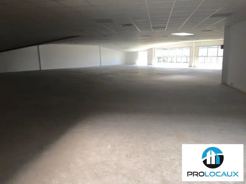 Bureau à louer - Compiègne (60200) - 492 m² - 1 000 €/mois