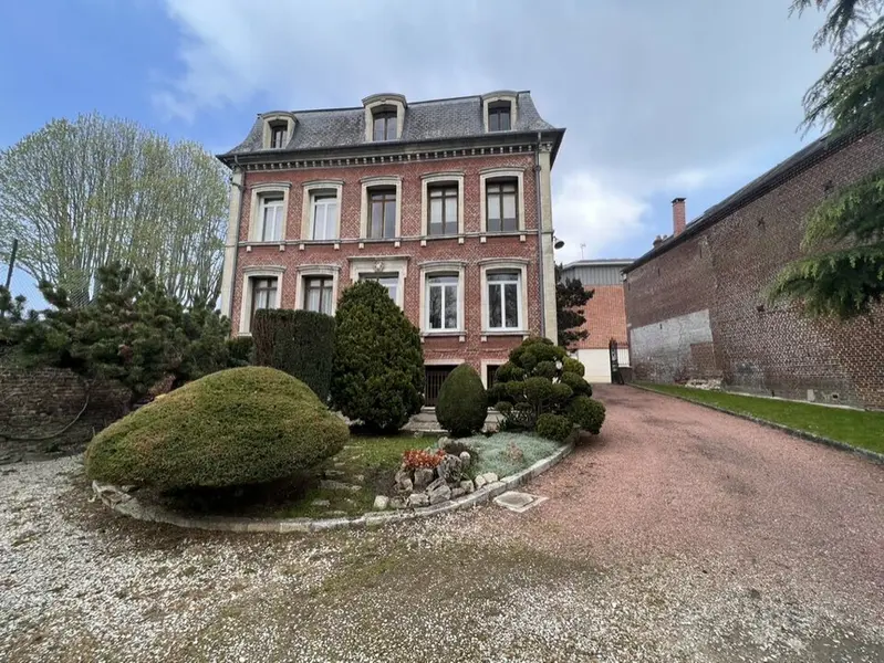 Bureau à vendre - Beauvais (60000) - 372 m²