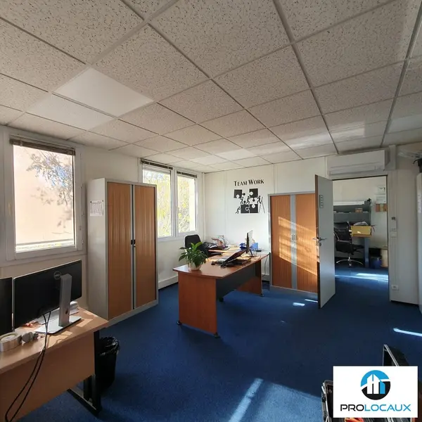 Bureau à louer - Moirans (38430) - 80 m² - 666 €/mois