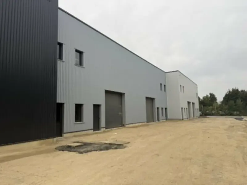 Entrepôt / Activité à louer - Beauvais (60000) - 297 m² - 3 200 €/mois